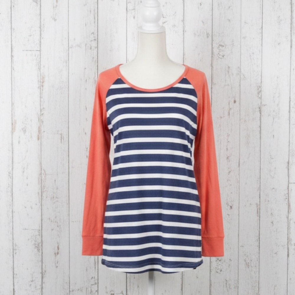 💎$3 WITH BUNDLE💎 Striped top W/Elbow patches